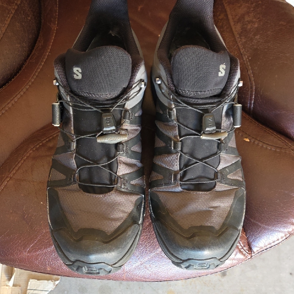 Salomon Men's Black Athletic Shoes